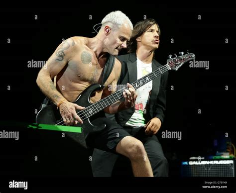 Flea Anthony Kiedis Red Hot Chilli Performing On Main Stage Hi Res Stock Photography And Images