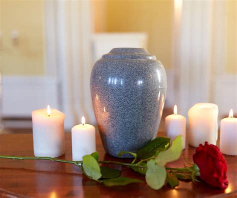 8 Things You Can Do With Cremation Ashes To Honor A Loved One Prim Mart