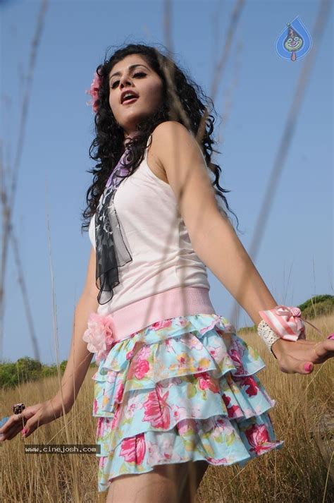 Tapsee Hot Gallery Photo 51 Of 52
