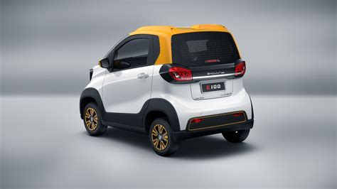 Baojun E100 – GM’s tiny RM23k, 155 km EV for China Baojun E100-25 ...