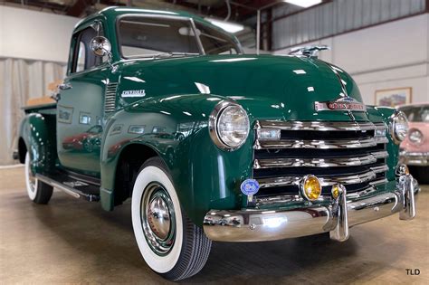 1952 Chevy 5 Window Truck