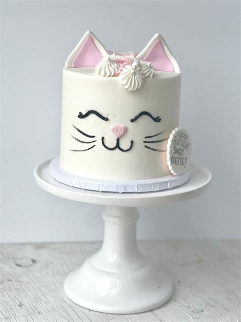 Cat Cake – Sweetened Memories Bakery