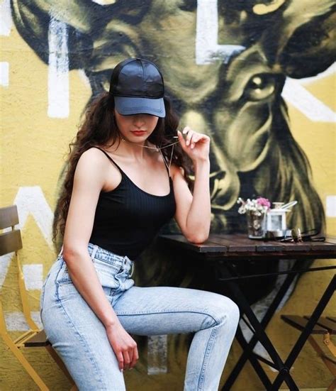 Ebru Şahin hot pics Artofit