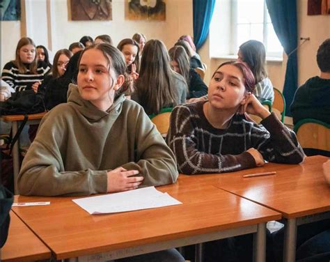 Uczniowie Liceum Og Lnokszta C Cego Im Komisji Edukacji Narodowej