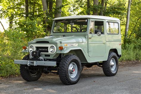 1970 Toyota Land Cruiser Fj40 For Sale Automotive Restorations Inc