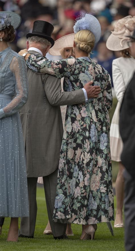 Photo Le prince Charles et la comtesse Sophie de Wessex face à