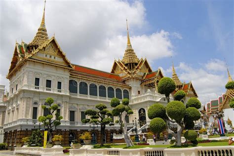 Exterior Del Templo De Phra Mahatat Kaen Nakhon En Khon Kaen Tailandia