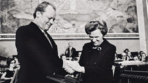 Jahre Friedensnobelpreis An Willy Brandt Jubil Umsprogramm Der