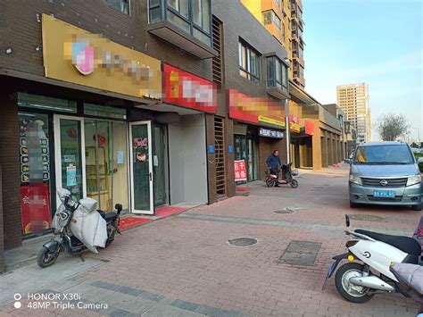 【10图】（迅 帮）腊山南苑小区门口沿街精装品牌烘焙店转让济南槐荫刘长山路槐荫段商铺租售生意转让转让 济南58同城