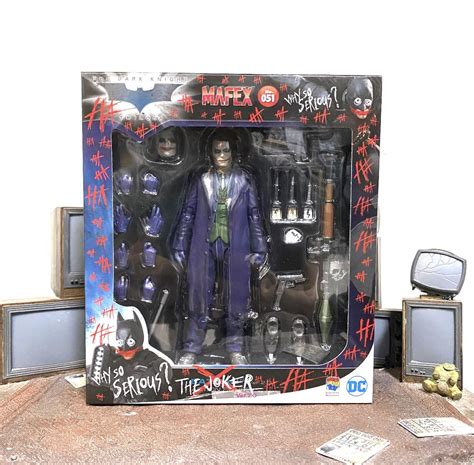 In Hand Medicom Mafex Miracle Action Figure Batman The Dark Knight