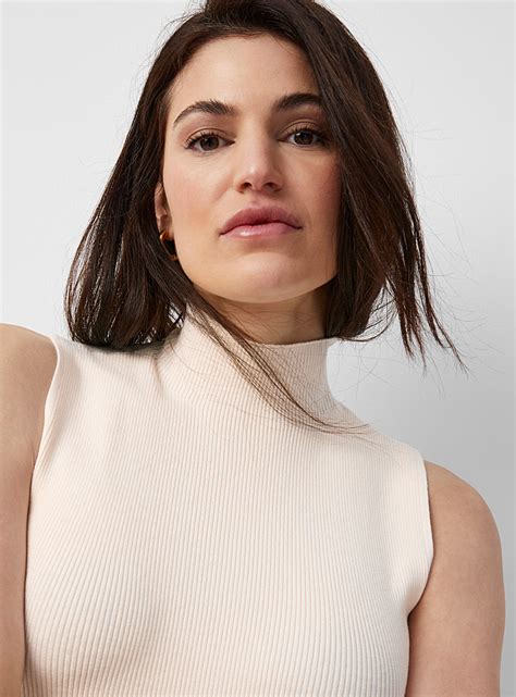 Mock Neck Ribbed Cami Sisley Sweater Vests And Camis Simons