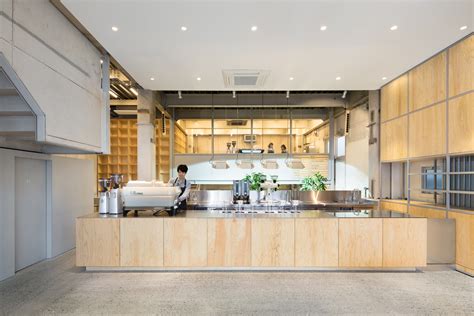 Blue Bottle Coffee Nakameguro Cafe | Schemata Architects / Jo Nagasaka