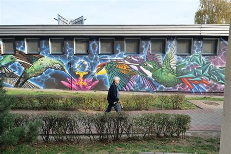 Nowy mural w Lublinie Ptaki z ulicy Medalionów zdjęcia wideo