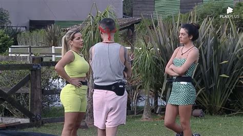 A Fazenda 2022 O Que Deolane Já Falou Sobre Mc Kevin No Reality