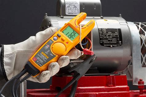 Prv240fs Test Before You Touch Three Point Test Fluke Ph