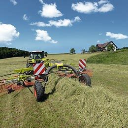 Claas Andanatori A Giranti Con Deposizione Centrale