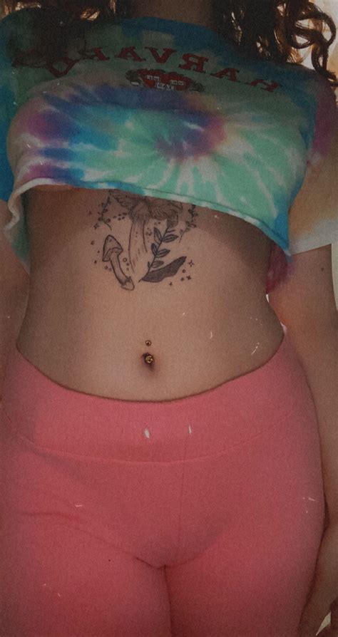 I Got My Navel Pierced A Month Ago And Its Been Pretty Much Painless Up