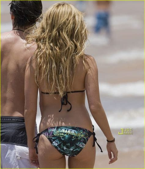 Hot Ashley Tisdale Bikini Pics