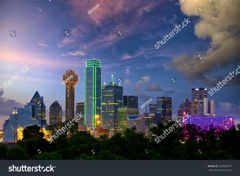 Dallas Downtown: Over 6.491 Royalty-Free Licensable Stock Photos ...