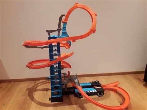 Hot Wheels action Bahn in 6780 Marktgemeinde Schruns für 20 00 zum Verkauf Shpock DE