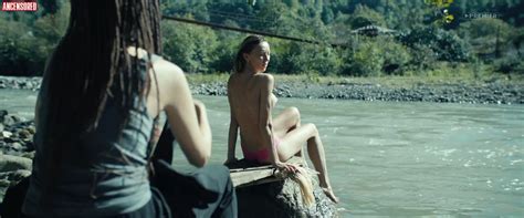 Naked Kristina Poli In Survival Game