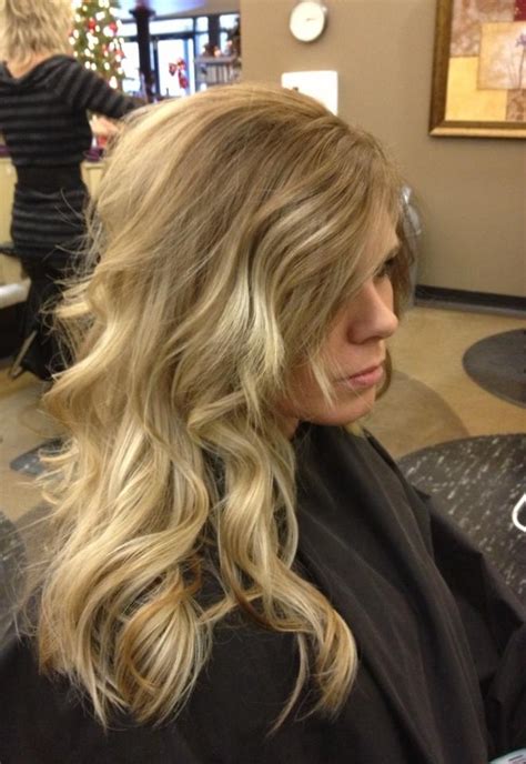 Blonde Ombre Blonde Ombre Cool Hairstyles Hair Inspiration