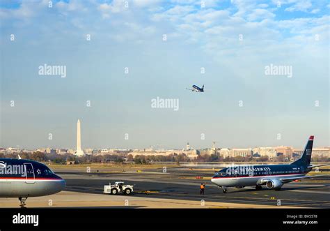 Ronald Reagan Washington National Airport tarmac Washington DC with the ...