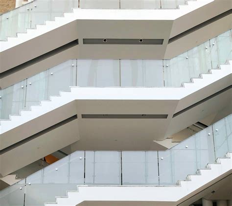 clean  maintain  balustrades smart balustrades