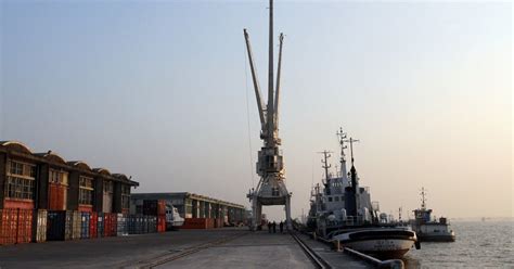 Mongla Port buzzes with business amid development work