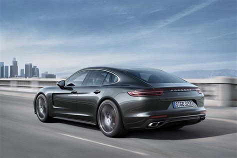 Porsche France La Plus Sportive Des Berlines De Luxe Porsche France