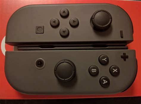 how many joycons can you connect to a switch