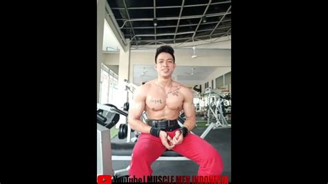 Ganteng Kekar Berotot Sixpack Gymm Fitnes Satisfying Handsome Hot Muscle Gym Fitnes Show Off