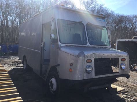 Salvage 1999 Freightliner Mt45 Chassis Truck Delivery For Parts Freehold New Jersey United