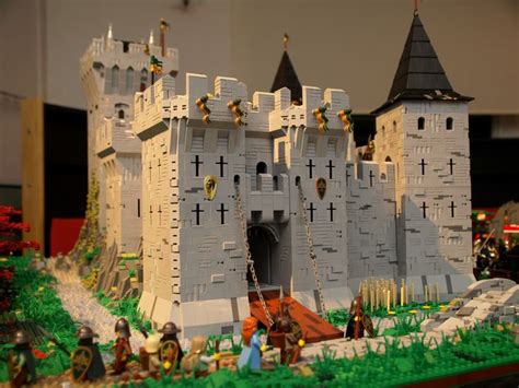 17 Best images about LEGO Ideas: Castle on Pinterest | Grand designs ...