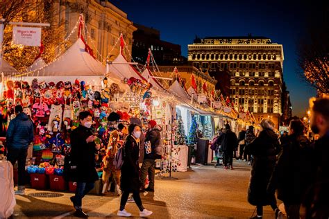 D.C.'s Downtown Holiday Market Named One Of The Best In The Country