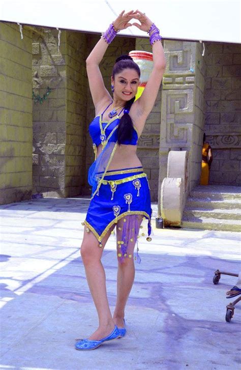 Sonia Agarwal Hot Sexy Pics