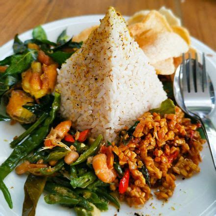 Resep Nasi Gurih Aceh Lengkap, dengan Ayam Tangkap | Endeus.TV