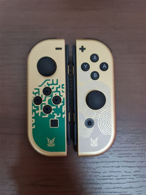 Nintendo switch joycon Zelda edition, Video Gaming, Gaming Accessories ...