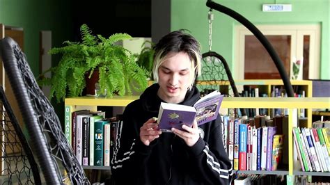 Белозёров Илья Виктор Пелевин "ДПП" - YouTube