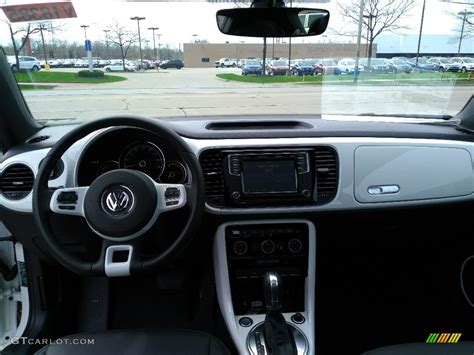 2019 Volkswagen Beetle SE Dashboard Photos GTCarLot