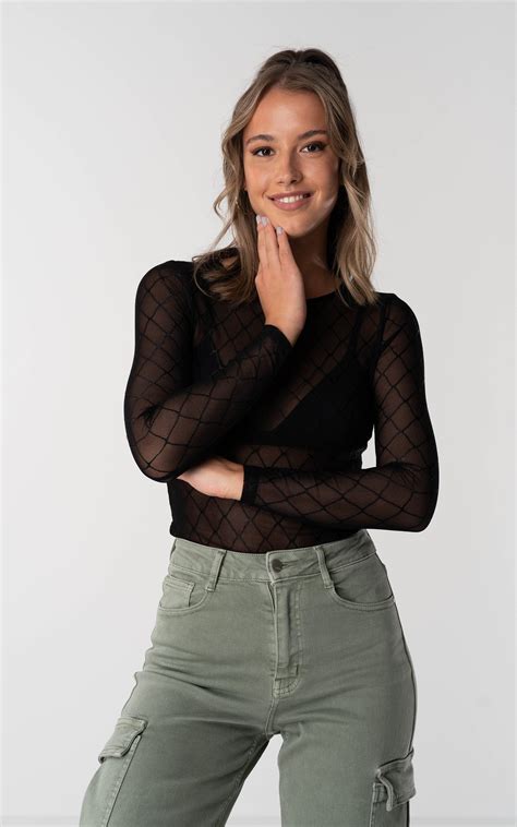 Transparentes Top mit Muster - Schwarz | Guts & Gusto