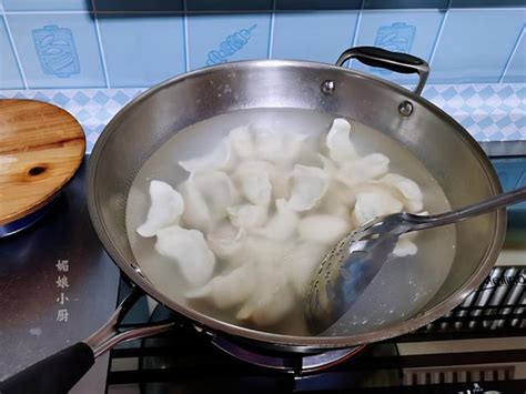 吃了薺菜餡餃子，春天才算完美，煮餃子不粘連不破皮有竅門 每日頭條