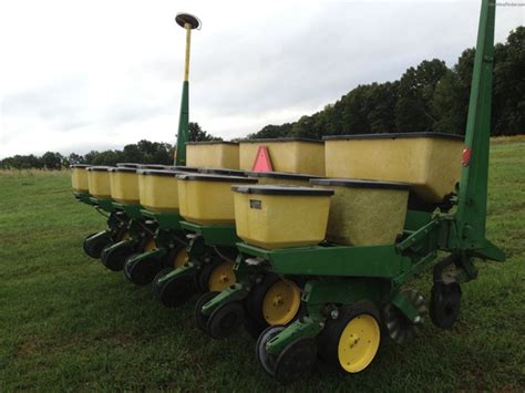 John Deere 7000 Planting And Seeding Planters John Deere Machinefinder