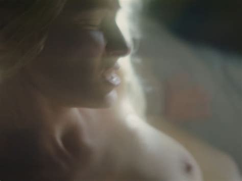 Nude Video Celebs Anna Slyu Nude Navodneniye
