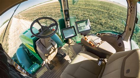 John Deere Unveils First Fully Autonomous Tractor At Ces Usa