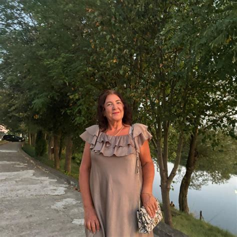 Jutarnji List Seka Ima Godina I Zvijezda Je Tiktoka Poznati Brendovi Nude Joj Suradanju A