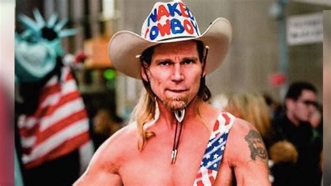 El Naked Cowboy De Times Square Tom Las Calles De M Xico Y Lo Detuvo La Polic A Infobae