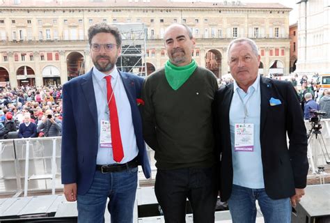 Cgil Cisl E Uil In Piazza Gi Le Mani Dal Primo Maggio Lepore