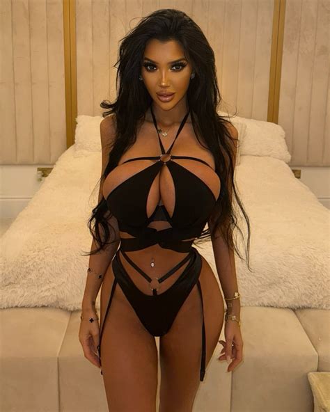 Pornstars Bimbos IMG Porn Pic