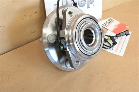 Jeep Wrangler JK Front Axle Wheel Hub Unit Bearing Assembly OEM Spicer